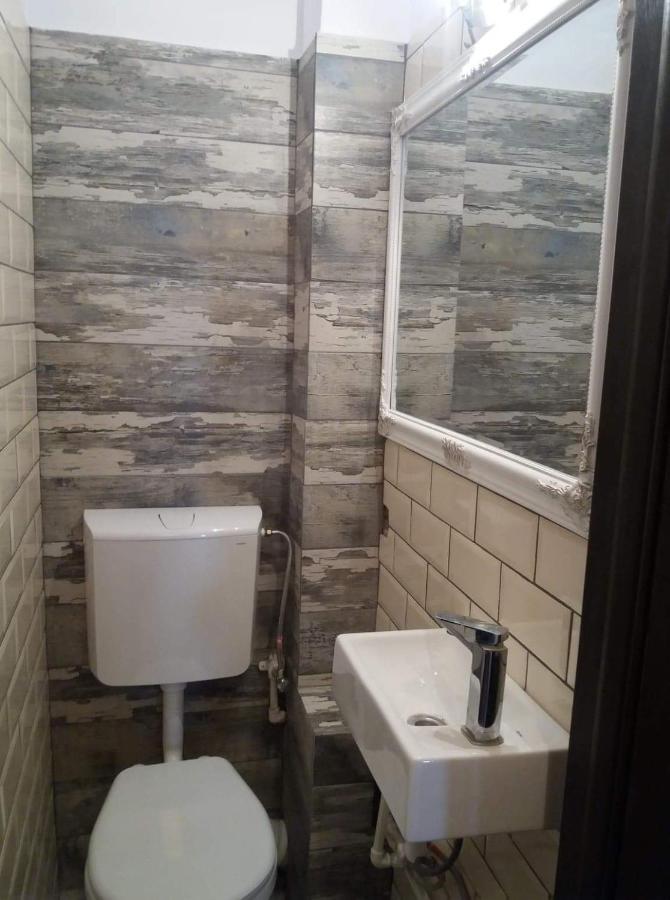 Apartament Nich 만갈리아 외부 사진